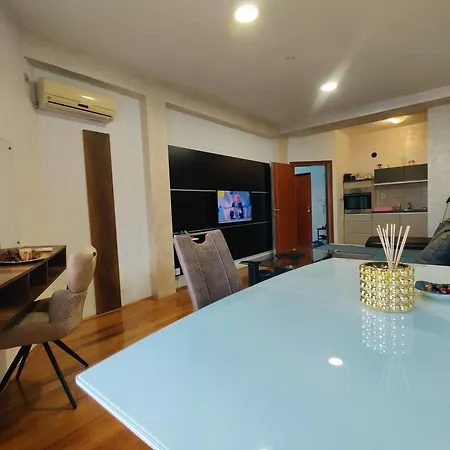 Petra Apartment, Free Parking アパート